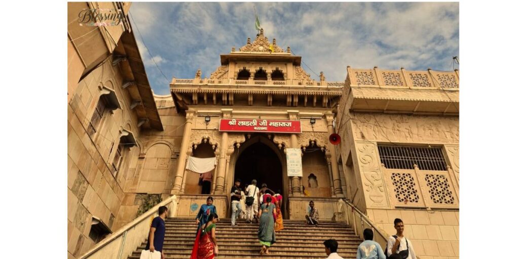 Nearby Attractions and Combined Tours